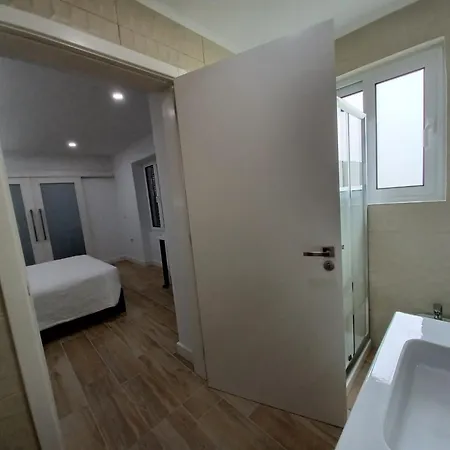 Basaltic's בית אירוח Ribeirinha (Sao Miguel)