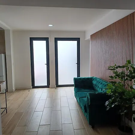 Basaltic's בית אירוח *