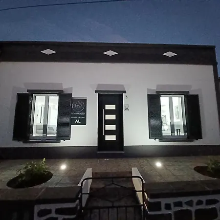 בית אירוח Basaltic's Ribeirinha (Sao Miguel)