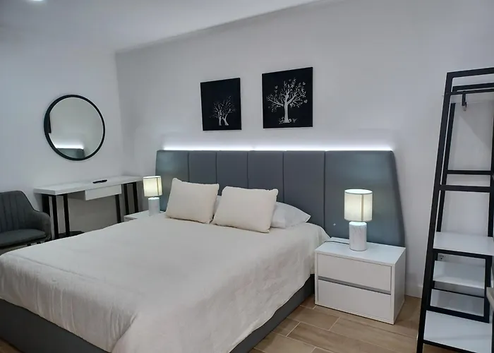 Basaltic's Проживание в семье