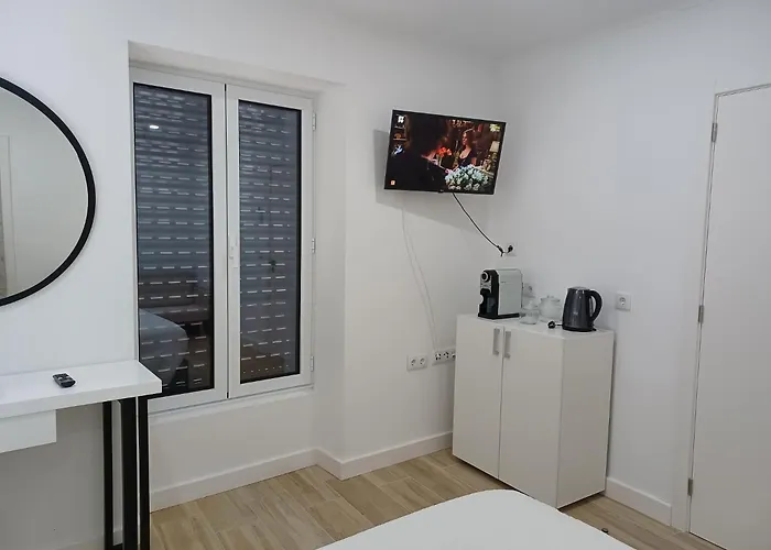 Проживание в семье Basaltic's *