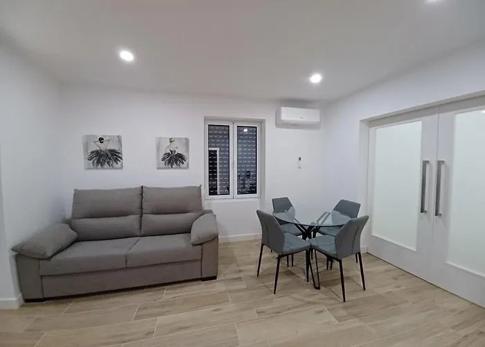 Basaltic's Проживание в семье *