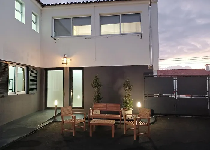 Проживание в семье Basaltic's