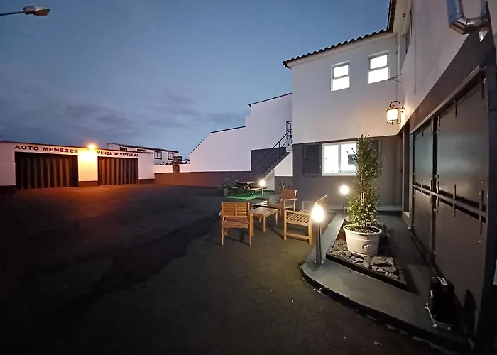 Проживание в семье Basaltic's